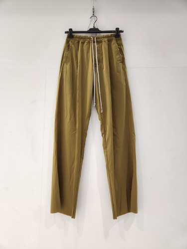 RICK OWENS SULPHATE DIETRICH DRAWSTRING PANTS IN STRETCH NYLON (NBS)